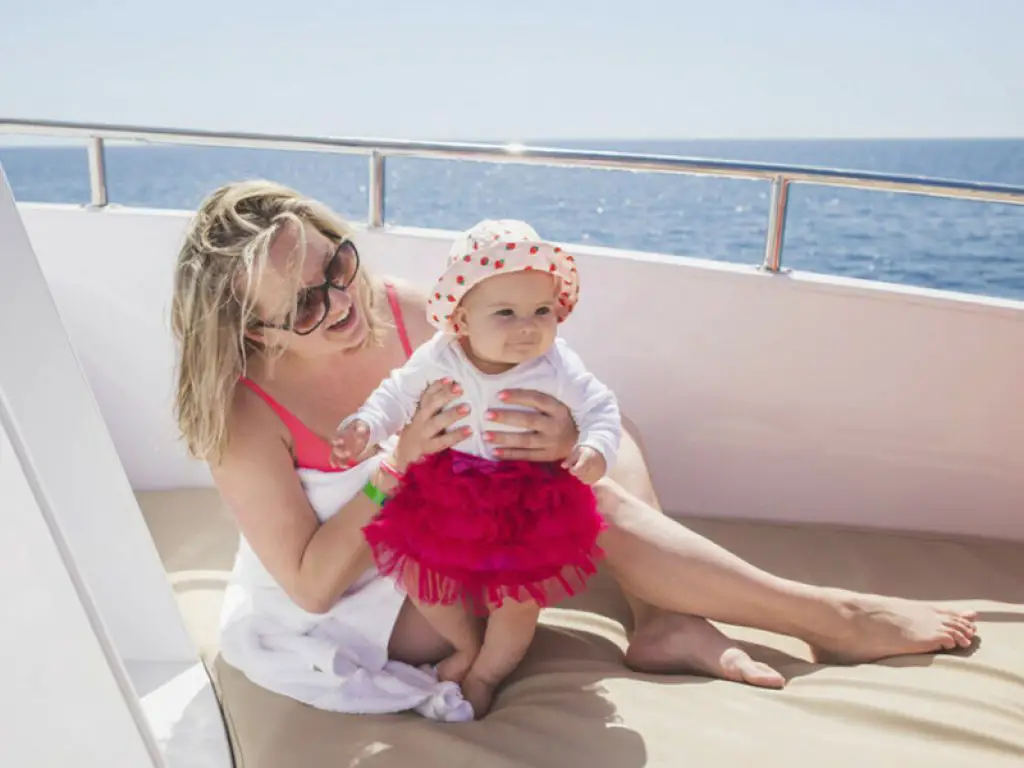 Ages when babies can travel on cruise ships by cruise line