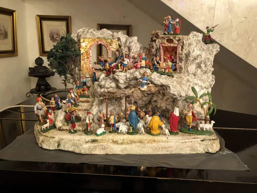 Christmas in Malta - Traditional Crib