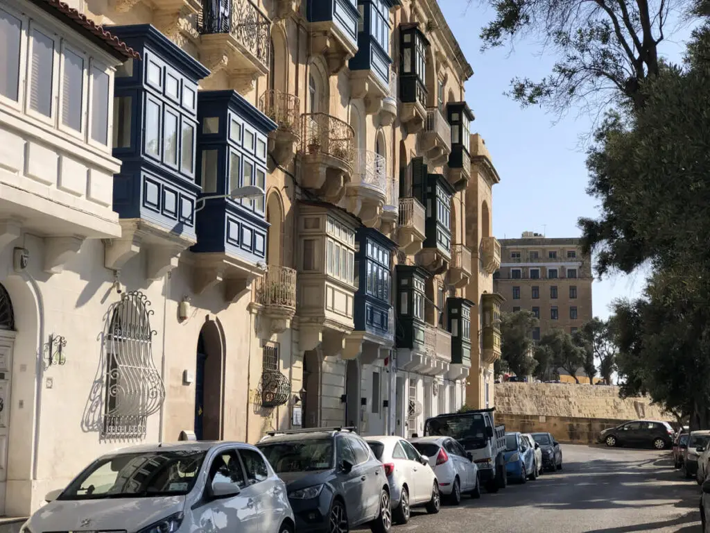 Street parking in Valletta