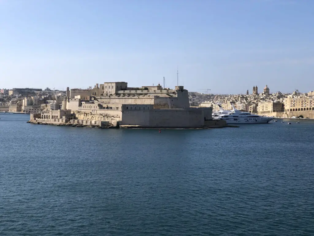 View in front of Iniala in Valletta