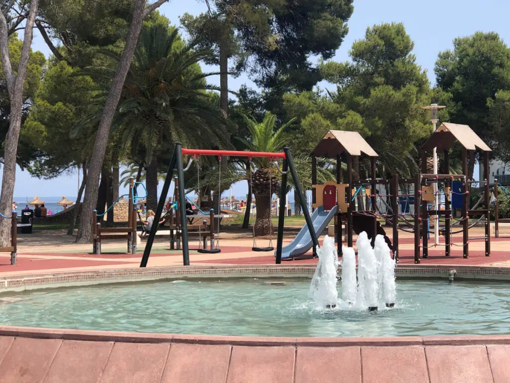 Playground next to Palmanova beach